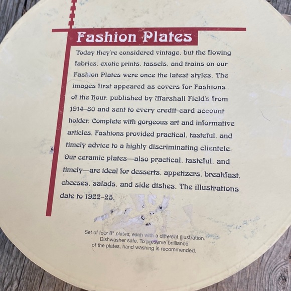 4 Collectible Plates FASHIONS OF THE HOUR - Marshall Field's 2002 - Picture 2 of 9